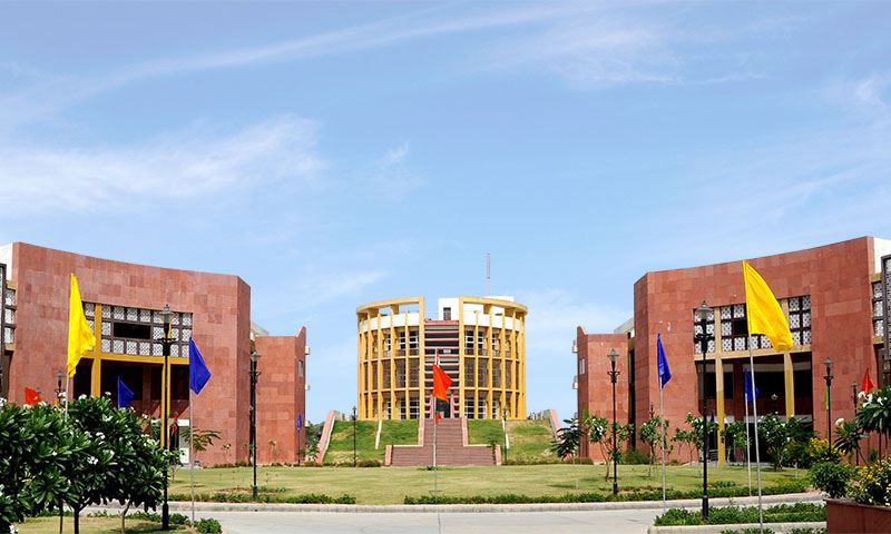 J. K. Lakshmipat University, Jaipur (Rajasthan) 