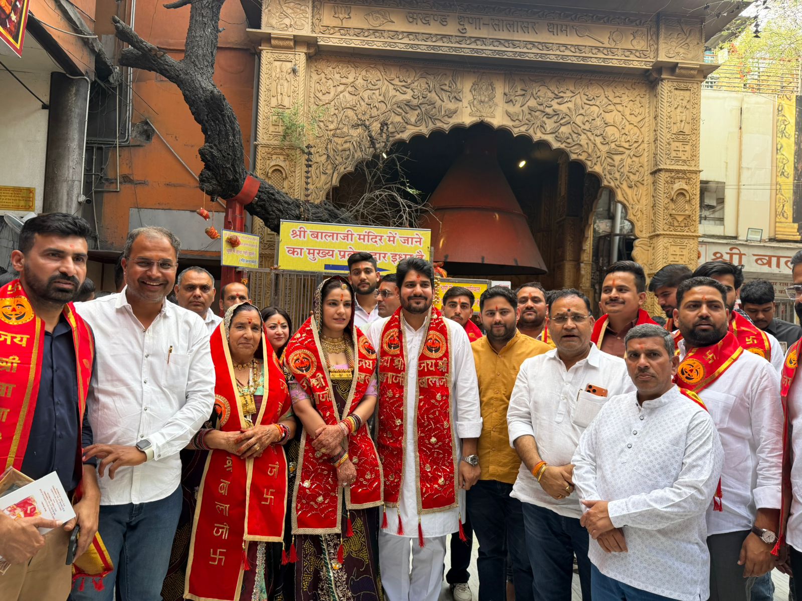 लाडनूं विधायक भाकर ने बालाजी महाराज के दर्शन 